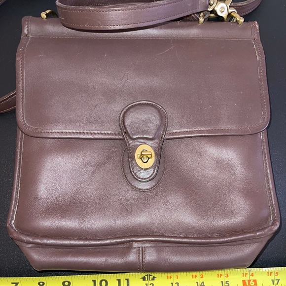 Coach Handbags - Coach Vintage Crosbody